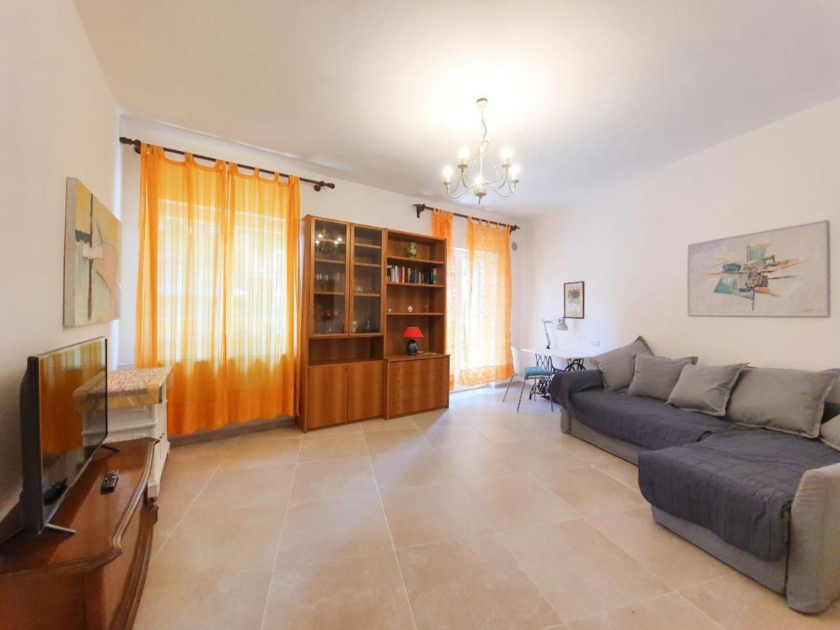 Diamond Apartment 莫内利亚 外观 照片