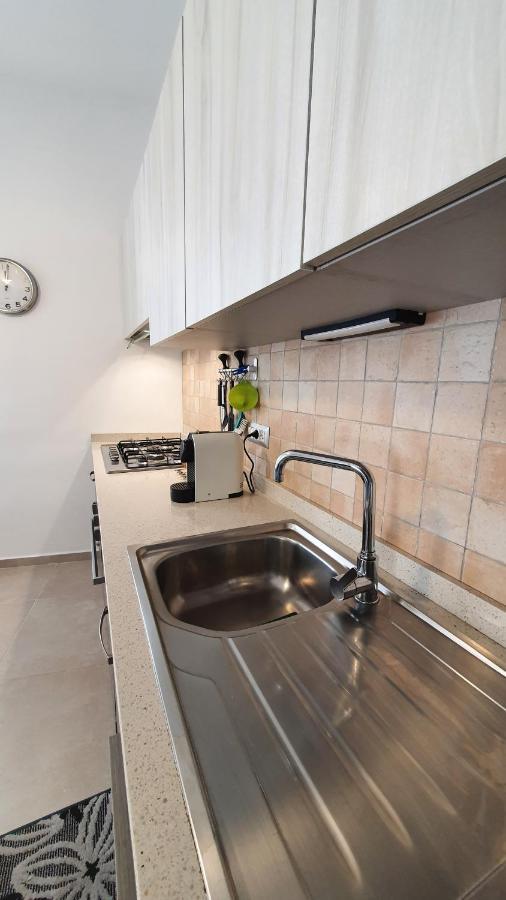 Diamond Apartment 莫内利亚 外观 照片